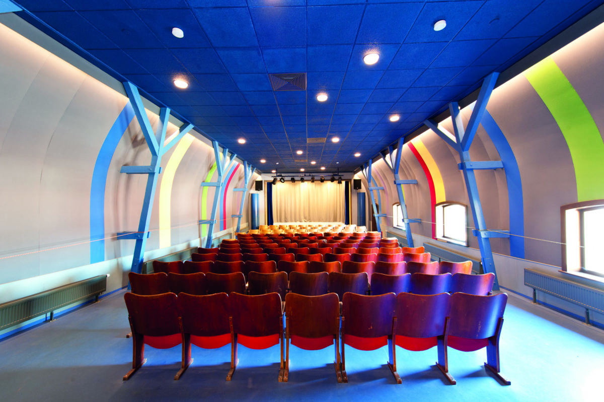 Max Jacob Theater