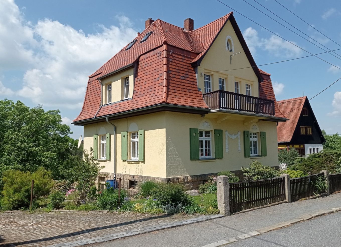 Hausansicht 2022 m PP